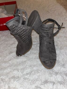 American Eagle - Gray Suede Peep-Toe Block Heel Sandals